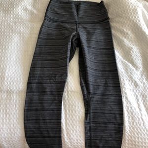 Lululemon wunder under
